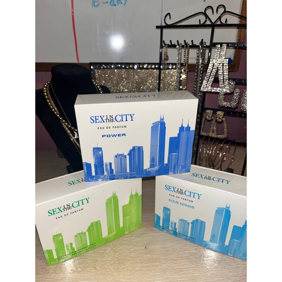 SEX AND THE CITY Other - Brand New Limited Edition Sex & City Perfume Bundle